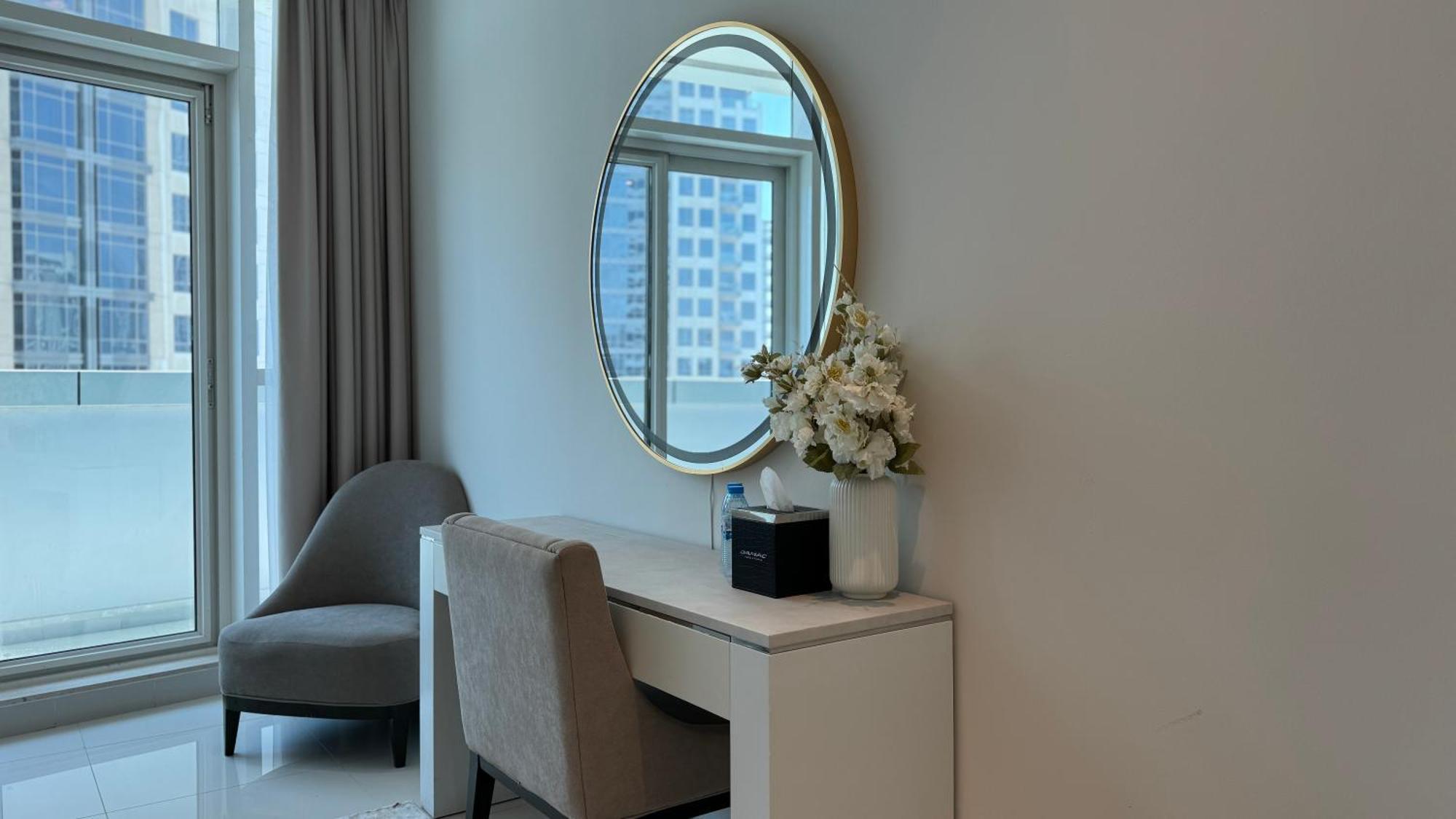 Apartamento Magnificent - Damac Distinction Downtown Dubái Exterior foto