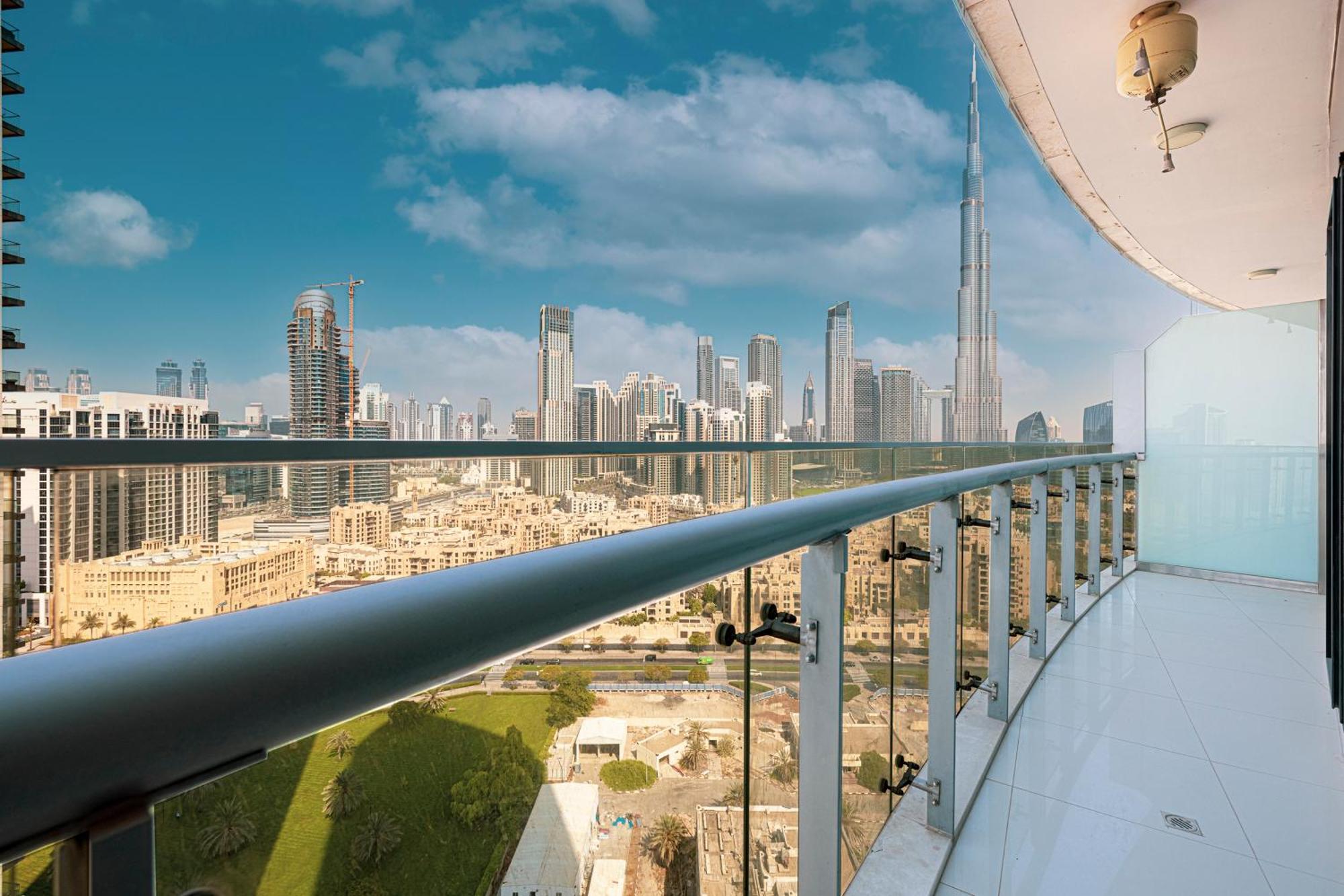Apartamento Magnificent - Damac Distinction Downtown Dubái Exterior foto