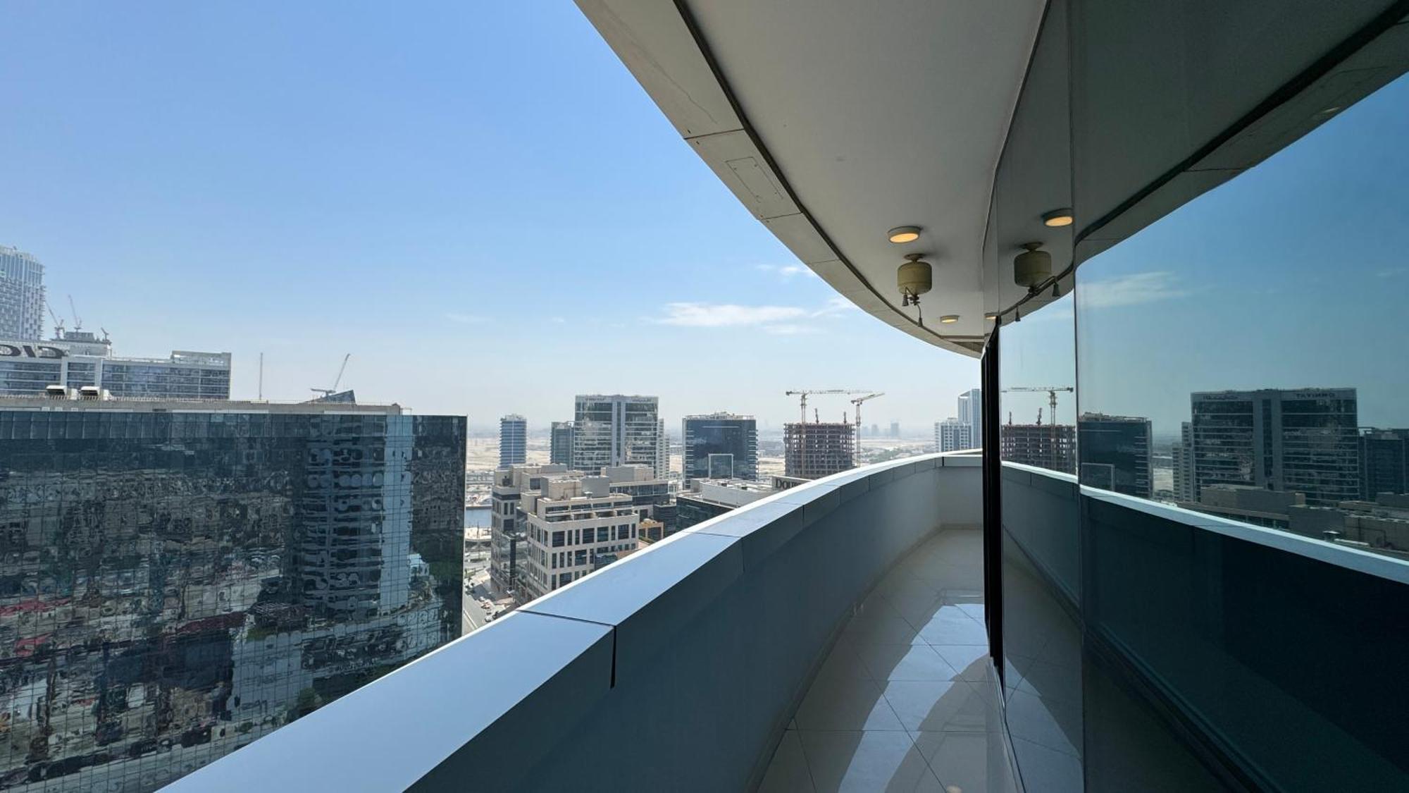 Apartamento Magnificent - Damac Distinction Downtown Dubái Exterior foto